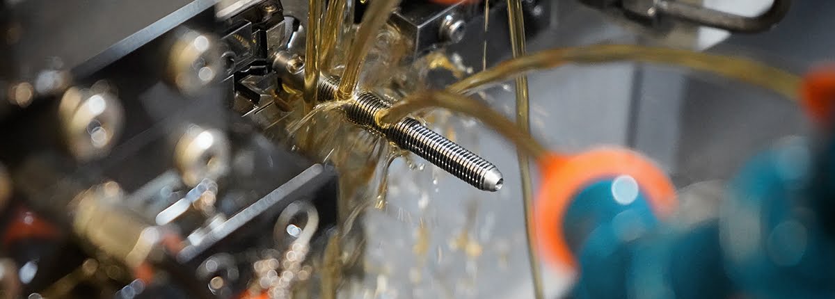 CNC-Bearbeitung und Fertigung jeglicher Werkstoffe, wie Vergütungsstahl und VA-Stahl, nach Zeichnung, ausgeführt von einem Langdreher.