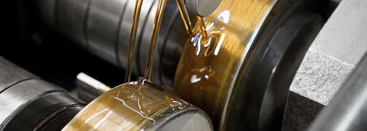 Gewinderoll- und Walzmaschine für jegliche Werkstoffe, Nacharbeit und Gewindeaufbringung.